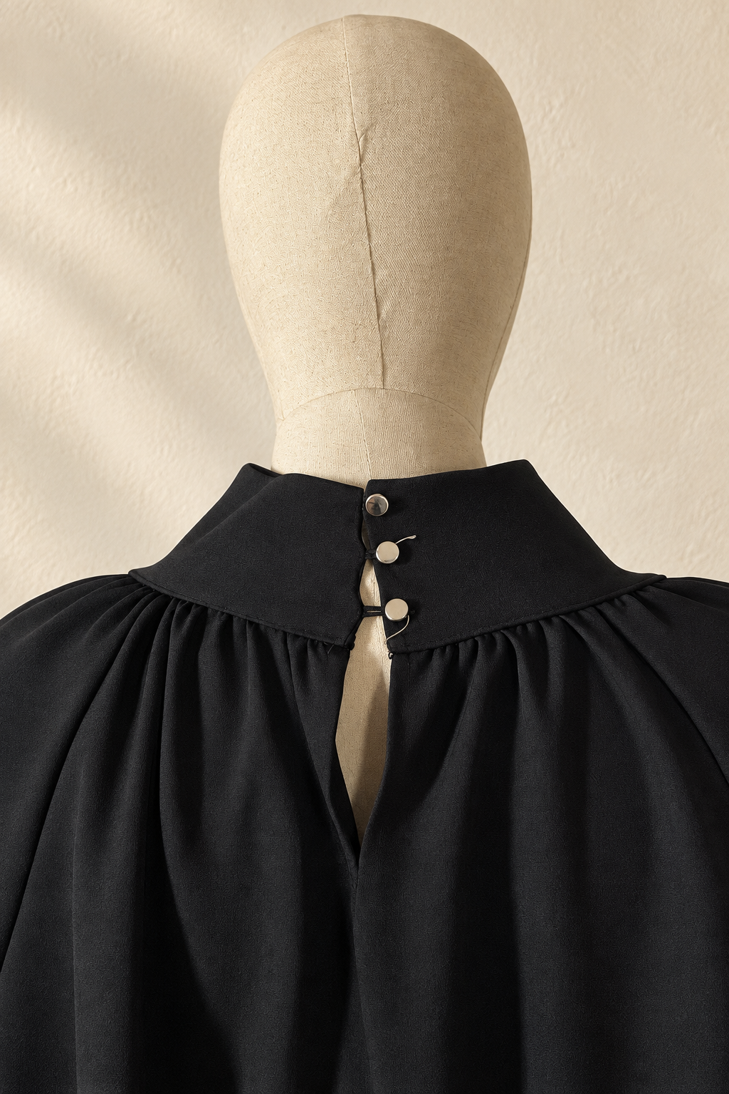 Abaya — Col Montant Froncé