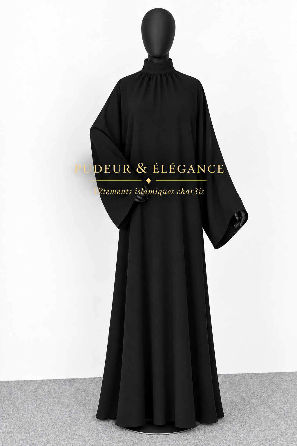 Abaya Noire — Col Haut Froncé — Vue Complète