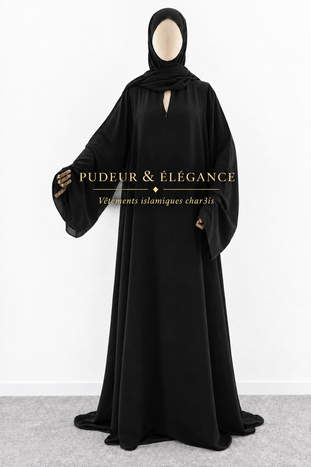 Abaya Noire — Main Sans Niqab